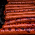 How do you keep hot dogs warm for outdoor party?