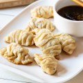 What is traditionally in a chinese dumpling?