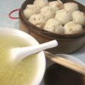What do the chinese eat for breakfast?
