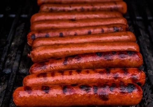 How do you keep hot dogs warm for outdoor party?