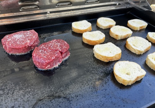 Do blackstone grills need to be seasoned?